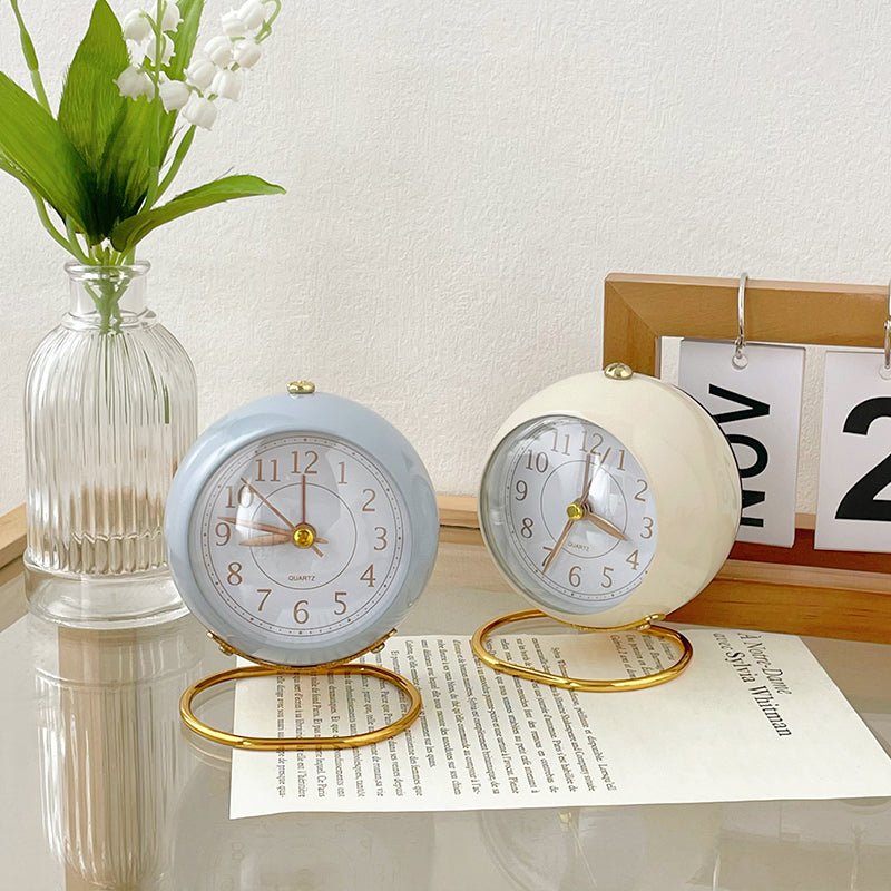 Norvo | Vintage rund analog klokke
