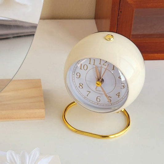 Norvo | Vintage rund analog klokke