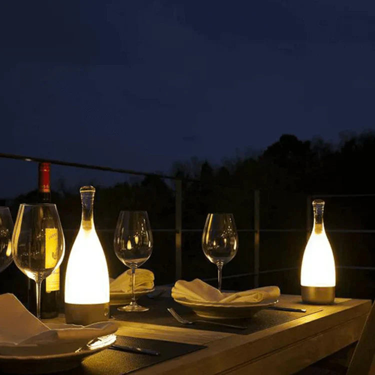 Norvo | CorkGlow - Vinflaske Bordlampe